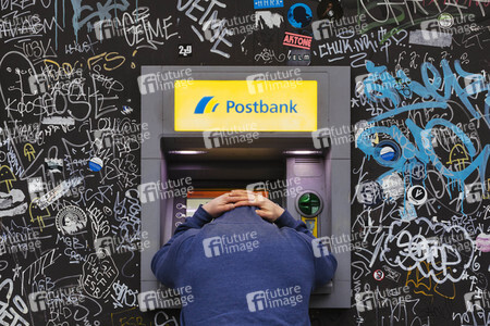 Symbolfoto Gebühren am Automaten