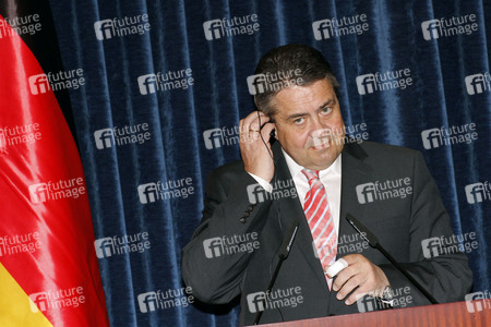 Masud Barzani empfängt Sigmar Gabriel in Erbil