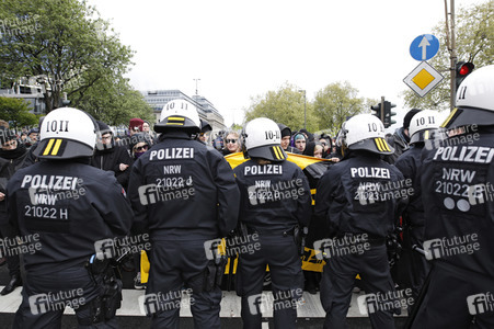 Demonstrationen gegen den AfD Bundesparteitag in Köln