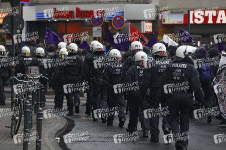 Demonstrationen gegen den AfD Bundesparteitag in Köln