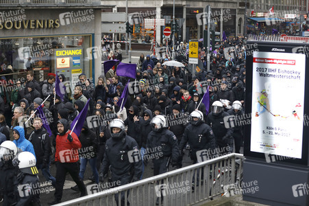 Demonstrationen gegen den AfD Bundesparteitag in Köln