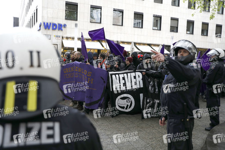Demonstrationen gegen den AfD Bundesparteitag in Köln