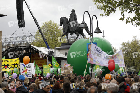 Demonstrationen gegen den AfD Bundesparteitag in Köln