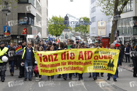 Demonstrationen gegen den AfD Bundesparteitag in Köln