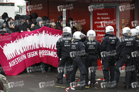 Demonstrationen gegen den AfD Bundesparteitag in Köln