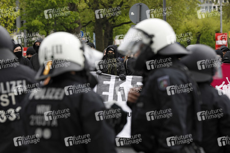 Demonstrationen gegen den AfD Bundesparteitag in Köln