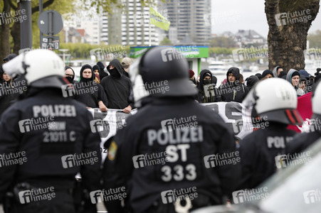 Demonstrationen gegen den AfD Bundesparteitag in Köln