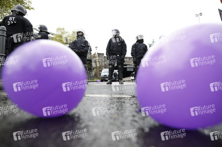 Demonstrationen gegen den AfD Bundesparteitag in Köln