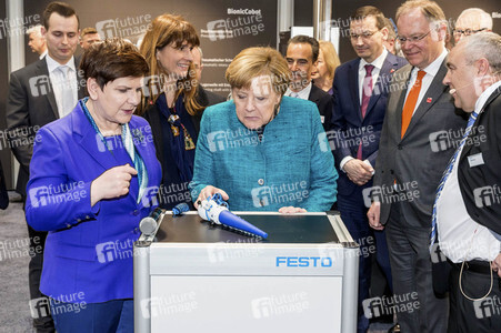 Eröffnungsrundgang der Bundeskanzelerin auf der Hannover Messe 2017