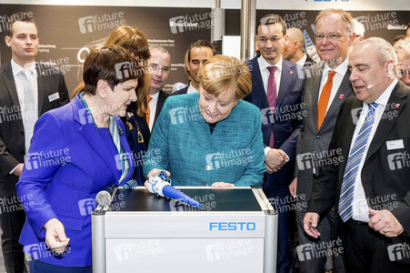 Eröffnungsrundgang der Bundeskanzelerin auf der Hannover Messe 2017