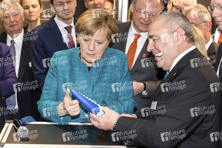 Eröffnungsrundgang der Bundeskanzelerin auf der Hannover Messe 2017