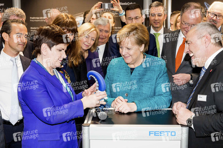Eröffnungsrundgang der Bundeskanzelerin auf der Hannover Messe 2017