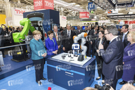 Eröffnungsrundgang der Bundeskanzelerin auf der Hannover Messe 2017
