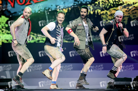 Liveshow 'Das große Schlagerfest - Die Party des Jahres' in Erfurt