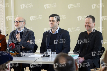 Pressekonferenz zur Wiedereröffnung der Staatsoper Unter den Linden in Berlin