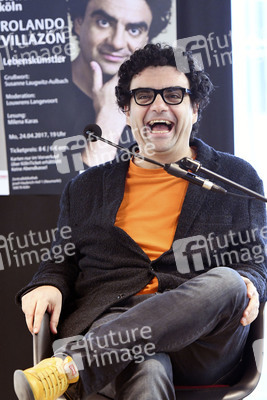 Buchpräsentation 'Lebenskünstler' von Rolando Villazon in Köln