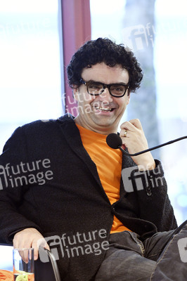 Buchpräsentation 'Lebenskünstler' von Rolando Villazon in Köln