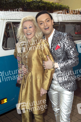 Geburtstags-Gala von Julian F.M. Stoeckel in Berlin