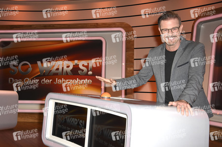 Fototermin zur Quizshow 'So war's! Das Quiz der Jahrzehnte' in Ismaning