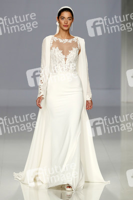 Rosa Clara Fashion Show, Barcelona Bridal Fashion Week