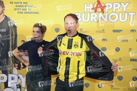 Filmpremiere 'Happy Burnout' in Hamburg