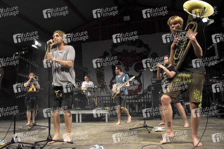 Konzert von LaBrassBanda in Grasbrunn