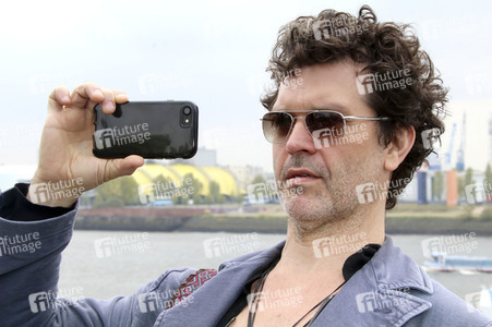 CD-Präsentation von Doyle Bramhall II in Hamburg