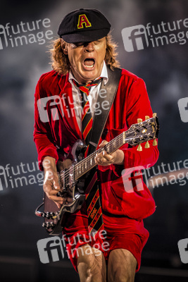 Konzert von AC/DC feat. Axl Rose in Hamburg