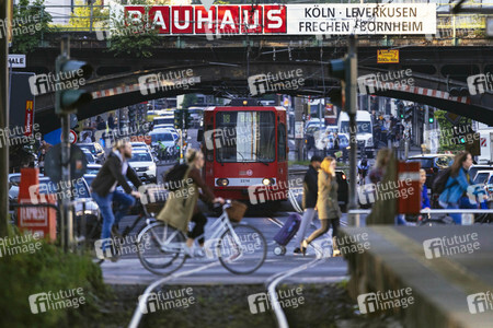 Symbolfoto Bahnübergang