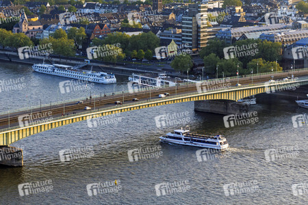 Symbolfoto Deutzer Brücke