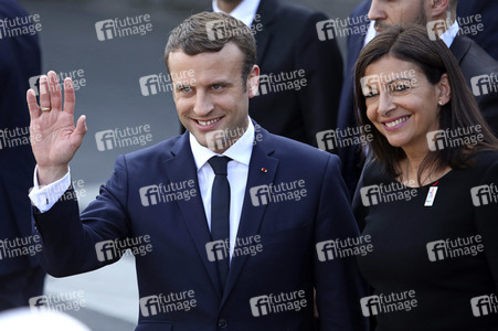 Präsident Macron beim Empfang am Rathaus in Paris