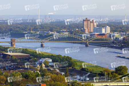 Symbolfoto Südbrücke