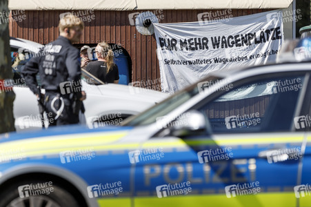 Demo am Hansaring in Köln
