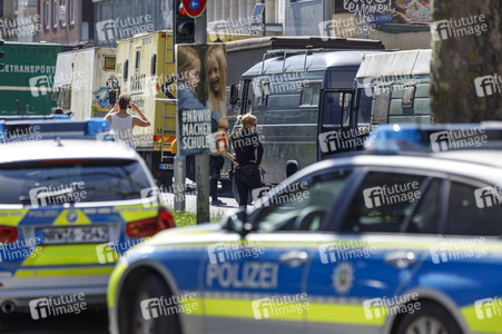 Demo am Hansaring in Köln
