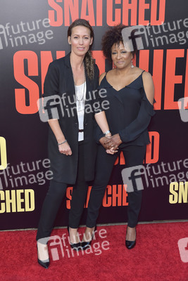 Filmpremiere 'Mädelstrip' in Westwood