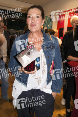 Vernissage der Fotoaustellung von Natascha Ochsenknecht in Berlin