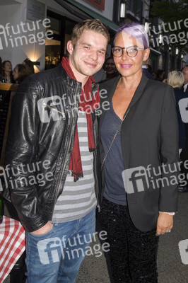 Vernissage der Fotoaustellung von Natascha Ochsenknecht in Berlin