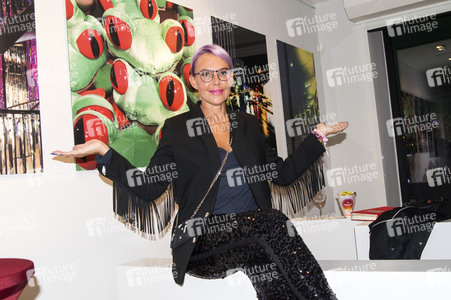 Vernissage der Fotoaustellung von Natascha Ochsenknecht in Berlin