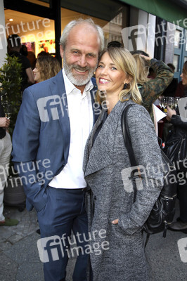 Vernissage der Fotoaustellung von Natascha Ochsenknecht in Berlin