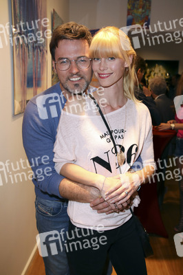 Vernissage der Fotoaustellung von Natascha Ochsenknecht in Berlin