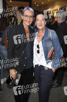 Vernissage der Fotoaustellung von Natascha Ochsenknecht in Berlin