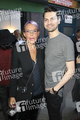 Vernissage der Fotoaustellung von Natascha Ochsenknecht in Berlin