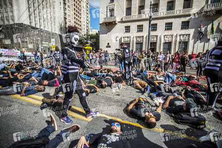 Demonstration gegen Sparmaßnahmen im Kulturbereich in Sao Paulo