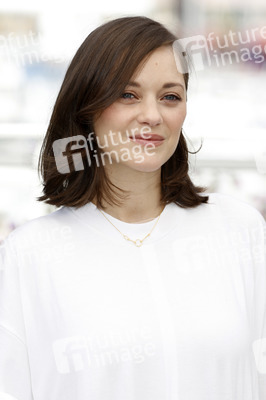 'Les fantomes d'Ismael' Photocall Cannes Film Festival 2017