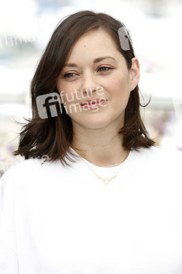 'Les fantomes d'Ismael' Photocall Cannes Film Festival 2017