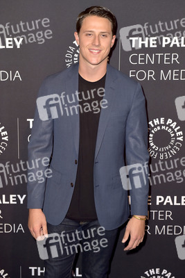 TV-Film Premiere 'Dirty Dancing' in Beverly Hills
