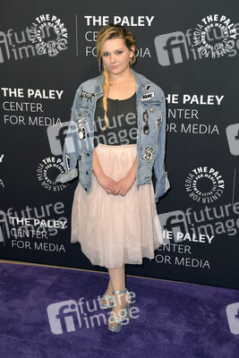 TV-Film Premiere 'Dirty Dancing' in Beverly Hills