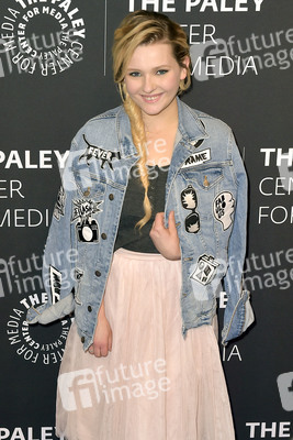 TV-Film Premiere 'Dirty Dancing' in Beverly Hills