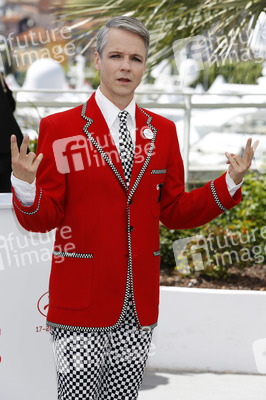 'How to Talk to Girls at Parties' Photocall, Cannes Film Festival 2017