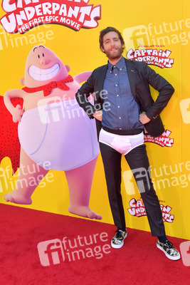 Filmpremiere 'Captain Underpants: The First Epic Movie' in Westwood